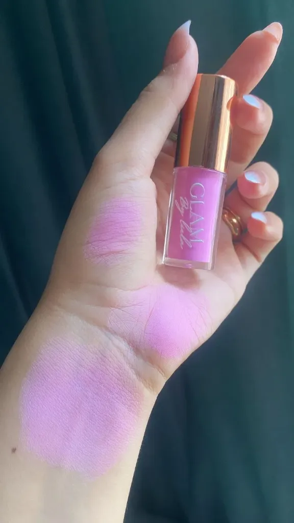 Blusher shade Barbie