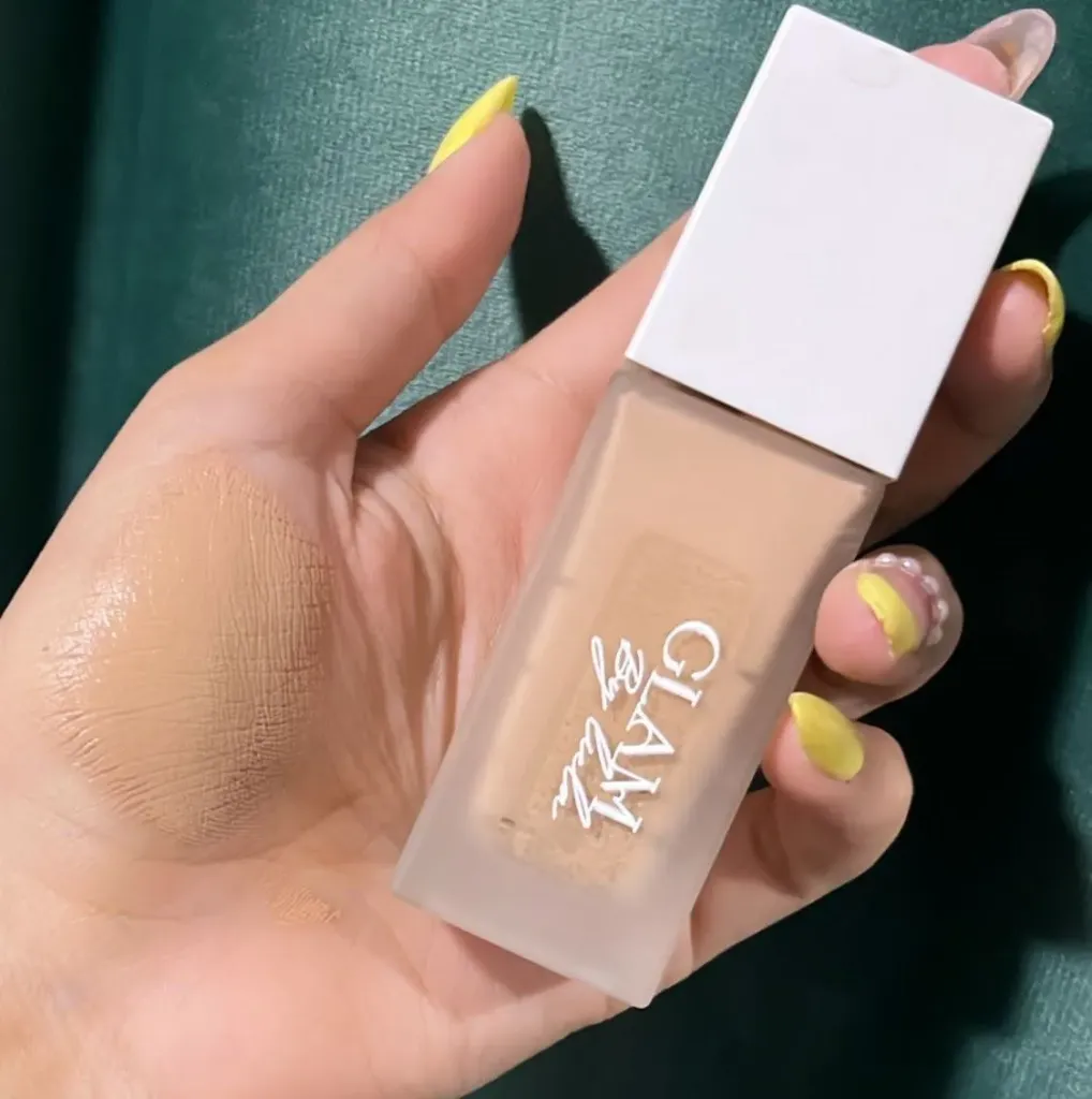 Foundation shade 103