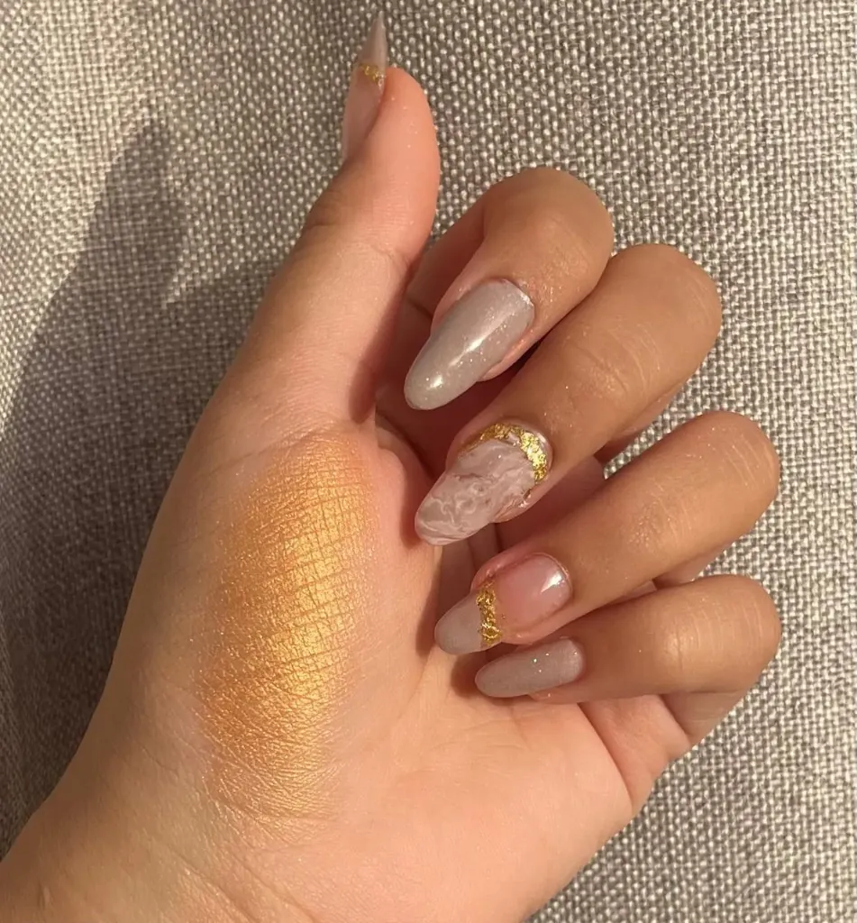 Loose highlighter shade Gold 10gm
