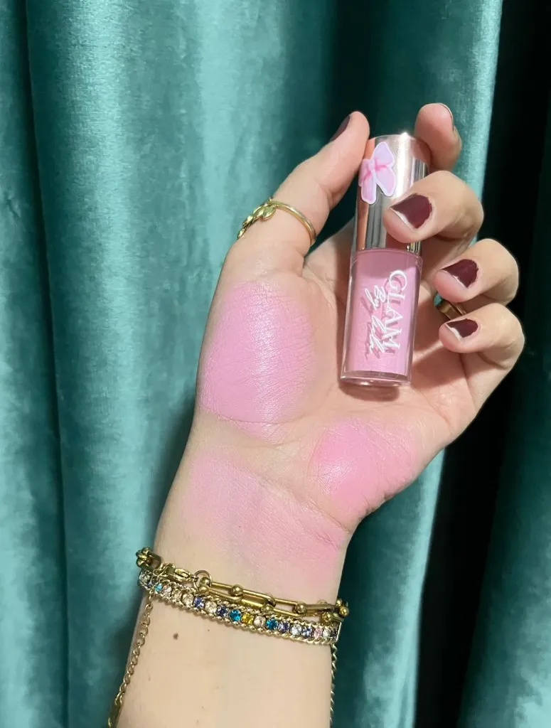 Blusher shade Baby