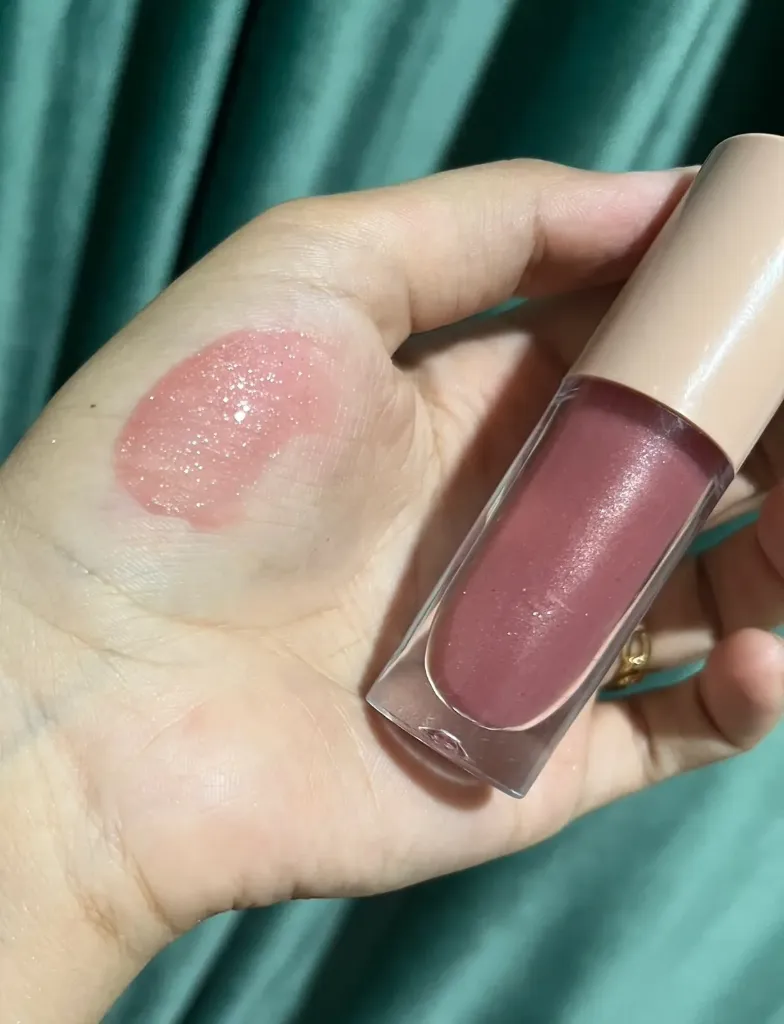 lip-gloss shade toasty