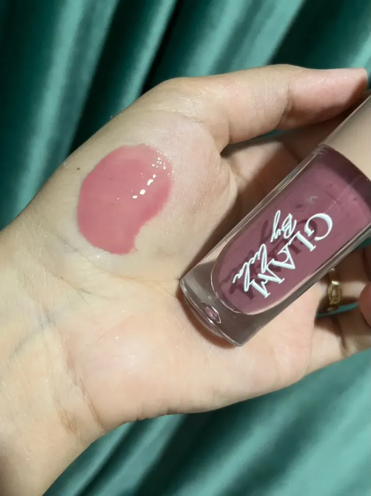 lip-gloss shade laila